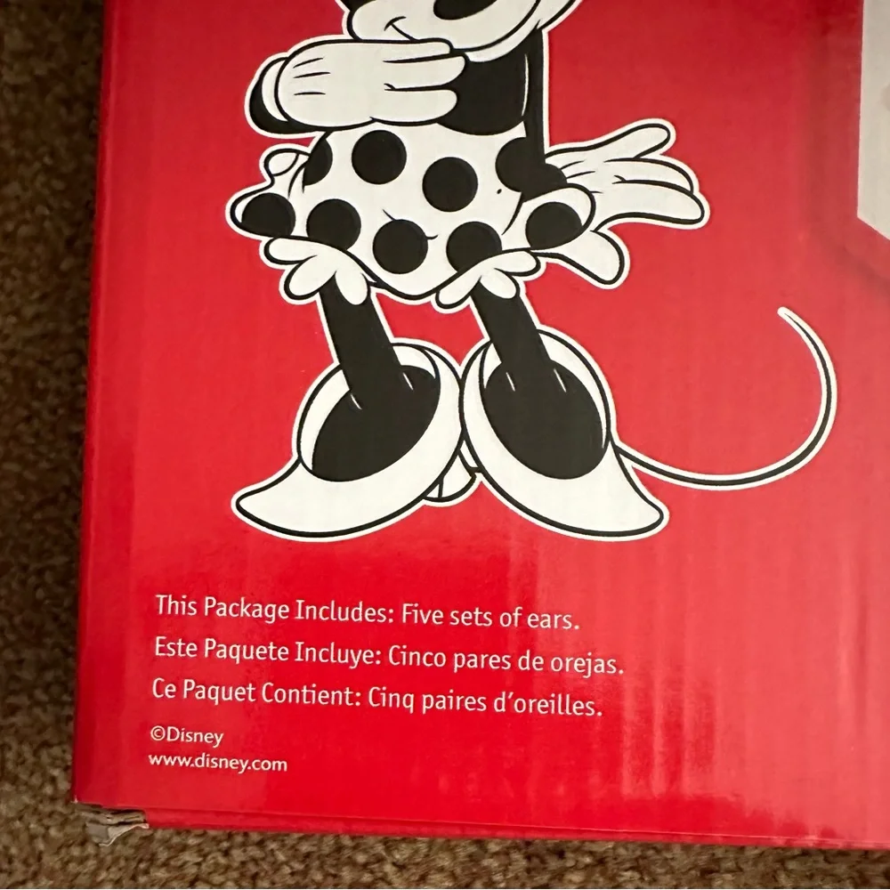 Disney Minnie Mouse 5 piece Ear kit for Disneyland World vacation